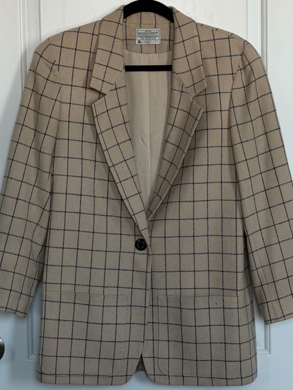 100% Wool Vintage Pendleton Beige Windowpane Blazer with Navy Grid
